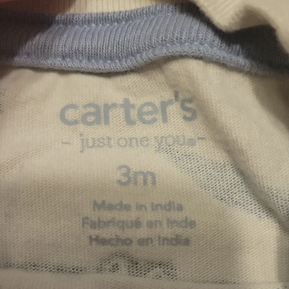 Carter's 2pc Crocodile Outfit